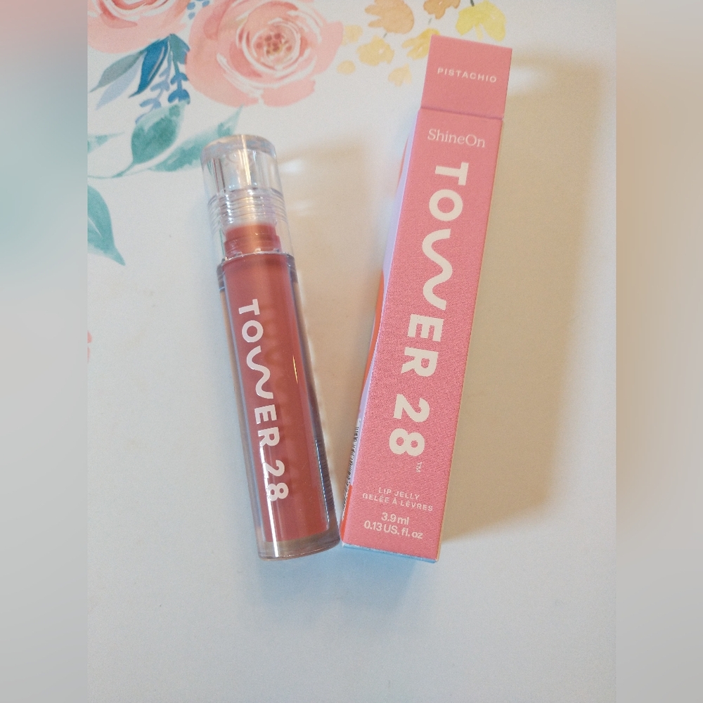 Tower 28 ShineOn Lip Jelly Hydrating Non-sticky Lip Oil In Pistachio